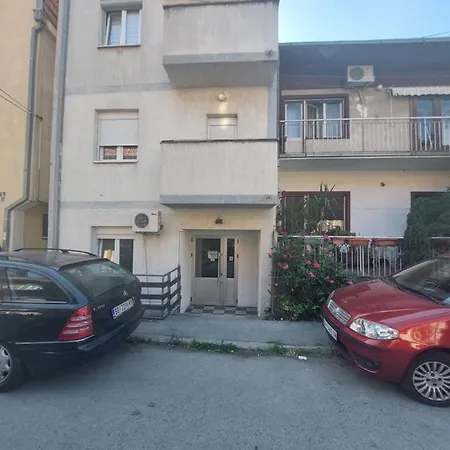 Apartment Ada *